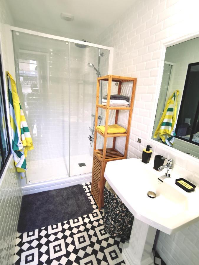 Premier Chapitre - Design Et Charme De L'ancien En Coeur De Apartment