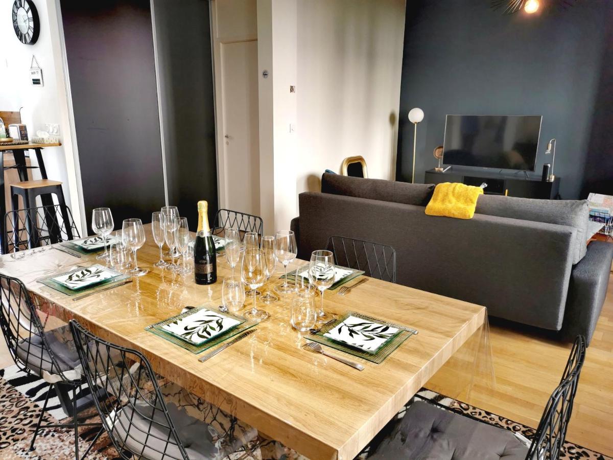 Premier Chapitre - Design Et Charme De L'ancien En Coeur De *